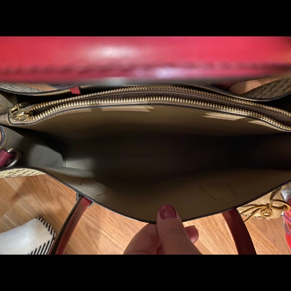 Michael Kors Handbag - Picture 5 of 8